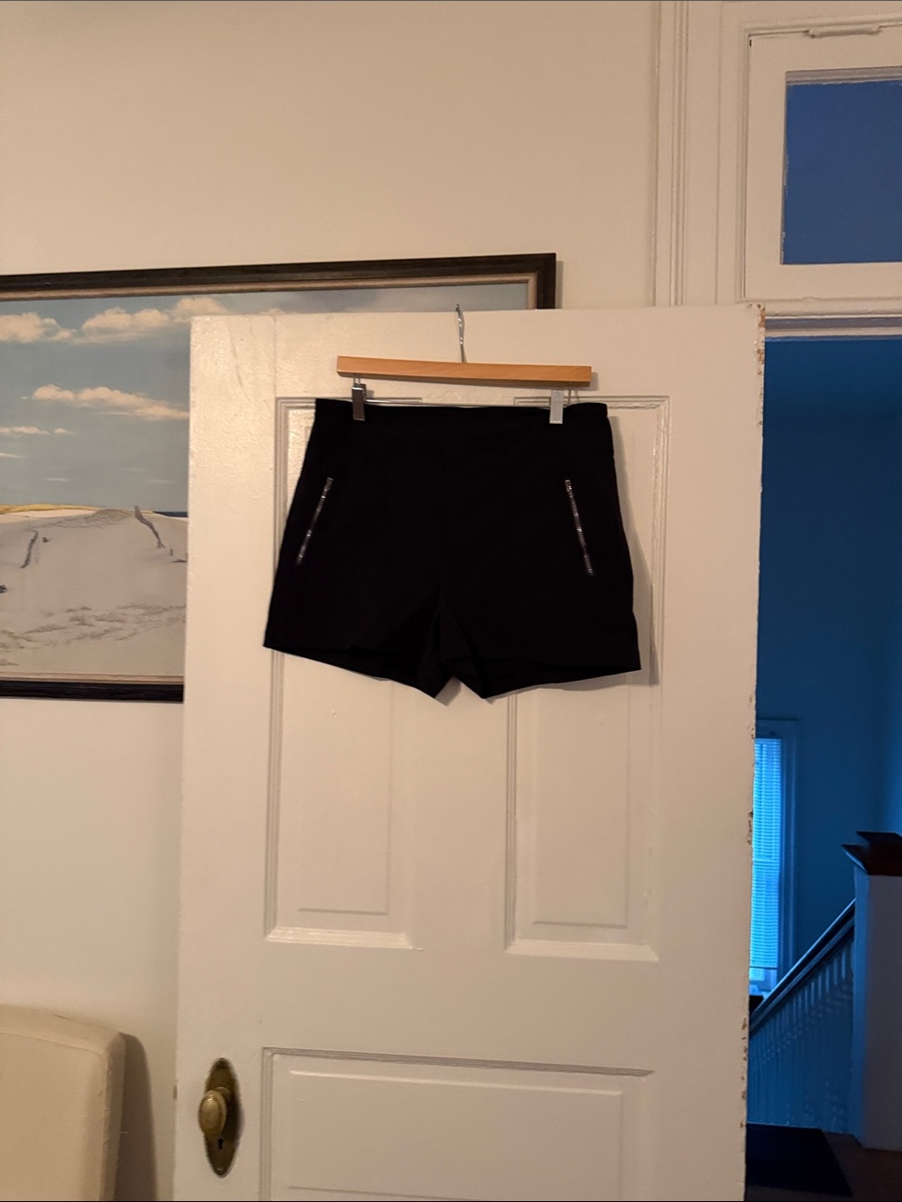 Athleta Faralon Black Women's Comfortable Waist Zip Pocket Shorts 12